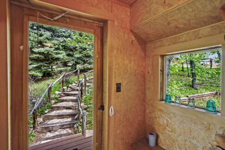Home for Sale 25 Cottonwood Tr. La Veta, Colorado